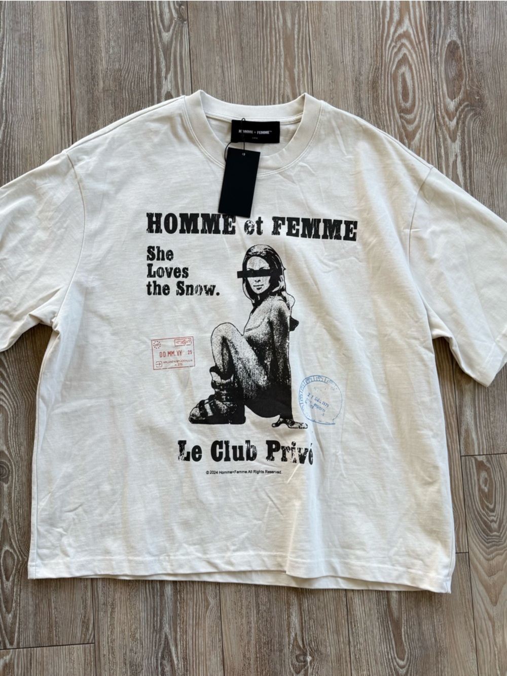 Homme et femme graphic tee